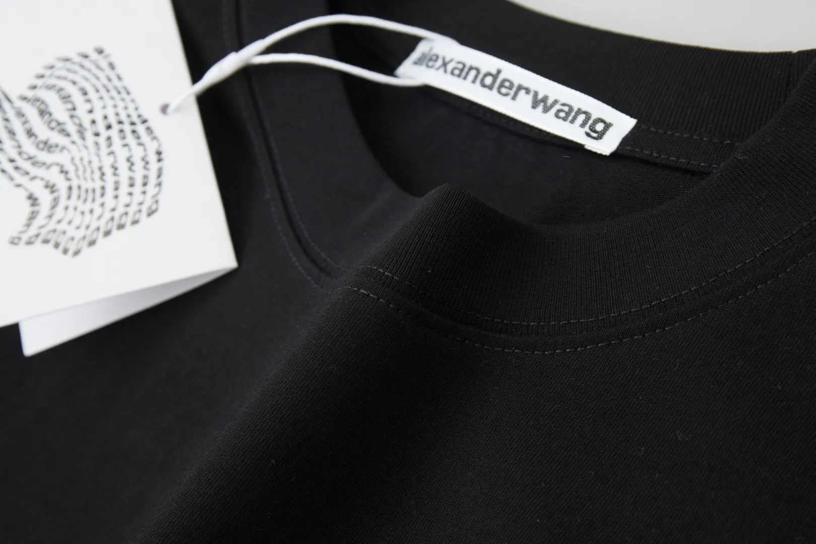 ALEXA 🆕25SS New Arrival 100% 32 1X 1 ：White/Black/Gray Size：S/M/L/XL